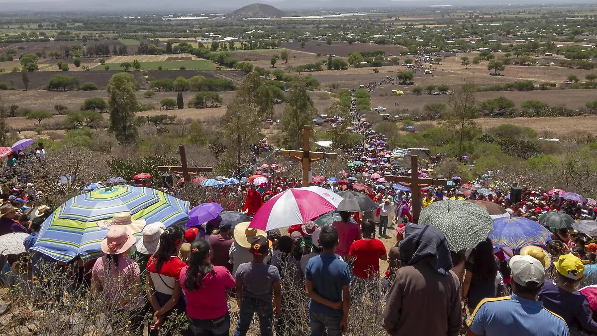 Estima PC, afluencia de 15 mil personas en las representaciones de vía crucis de La Valla, zona oriente y centro. Foto César Ortiz