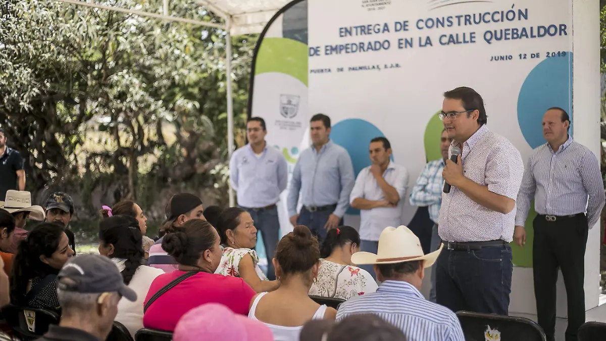 entrega_calle_quebaldor_puerta_palmillas_jun_12_JE_16