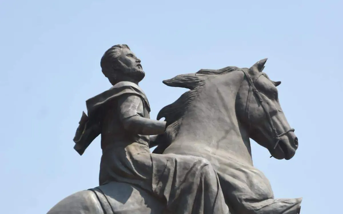 MONUMENTOS
