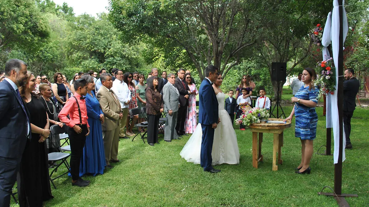 1.- Sus invitados