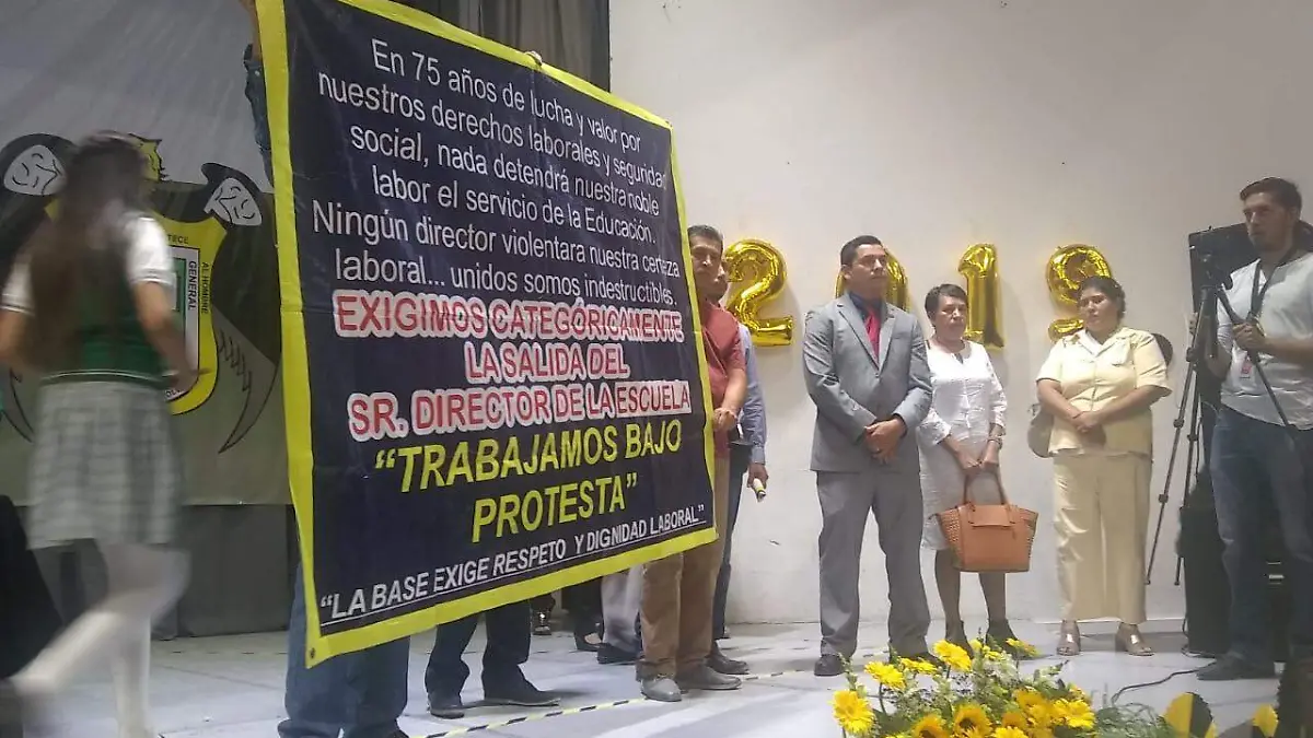 destitucion maestros