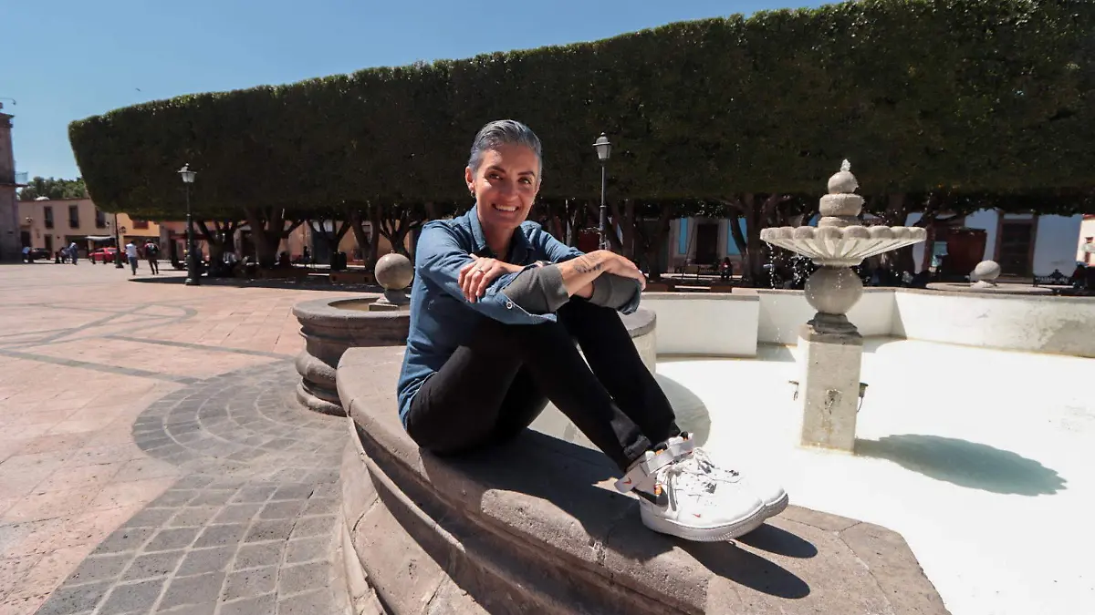 LORENA SANCHEZ, CANCER DE MAMA