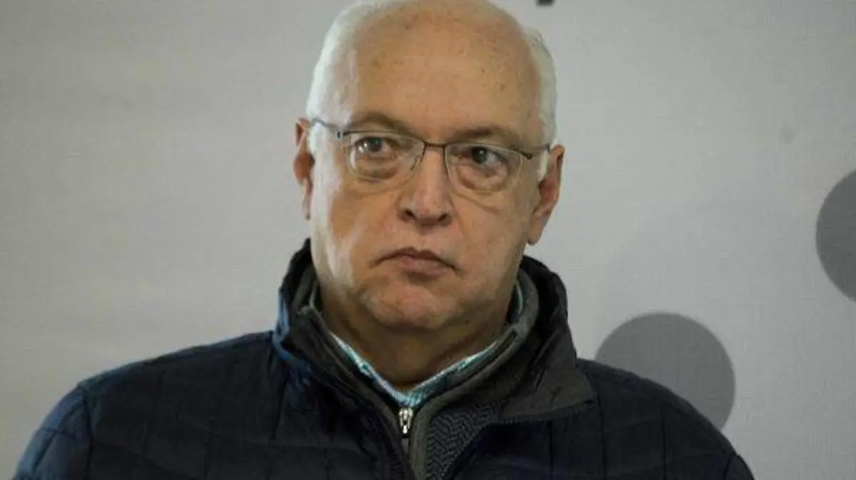 UNA DE