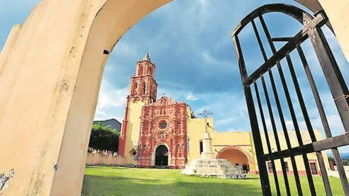 Landa de Matamoros_CMYK  TURISMO