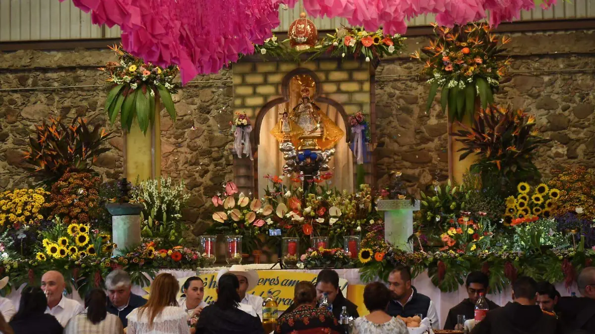 tradicional caldo del buey