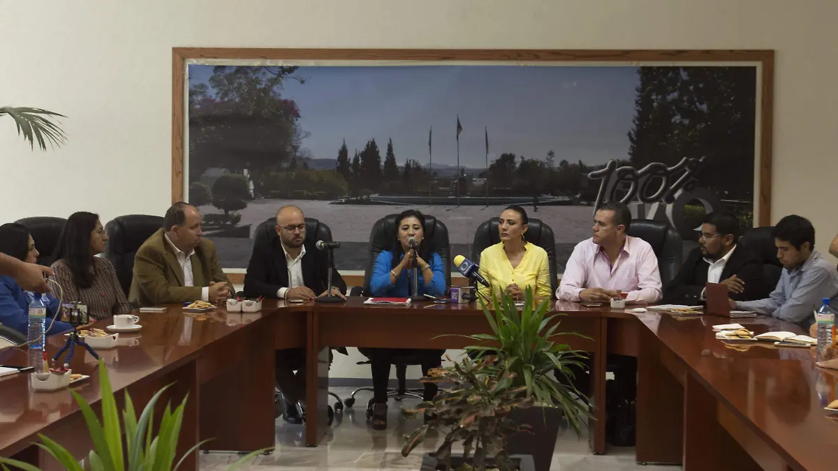 LOS LEGISLADORES