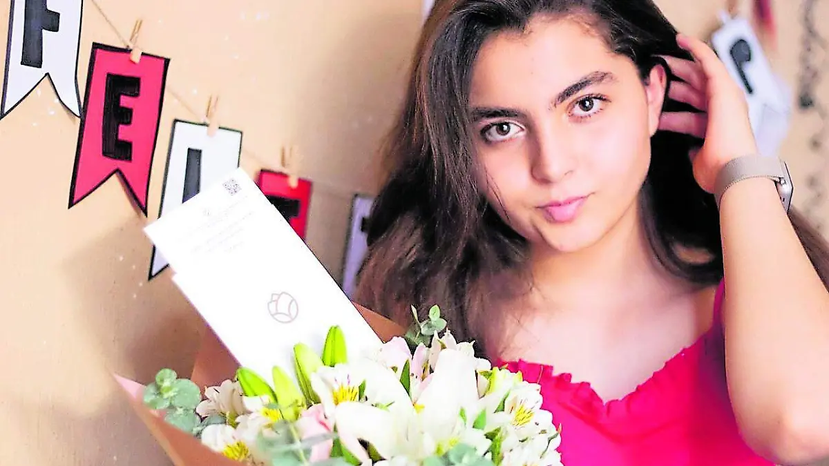 CAMILA ROSAS (1)_CMYK