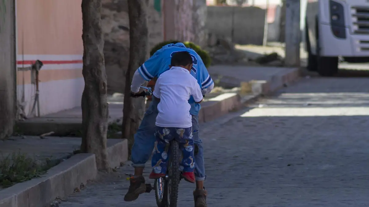 Se van a entregar dos becas deportivas para que niños puedan representar al Club Fénix en el Campeonato Estatal de Ciclismo de Montaña.  Foto César Ortiz.