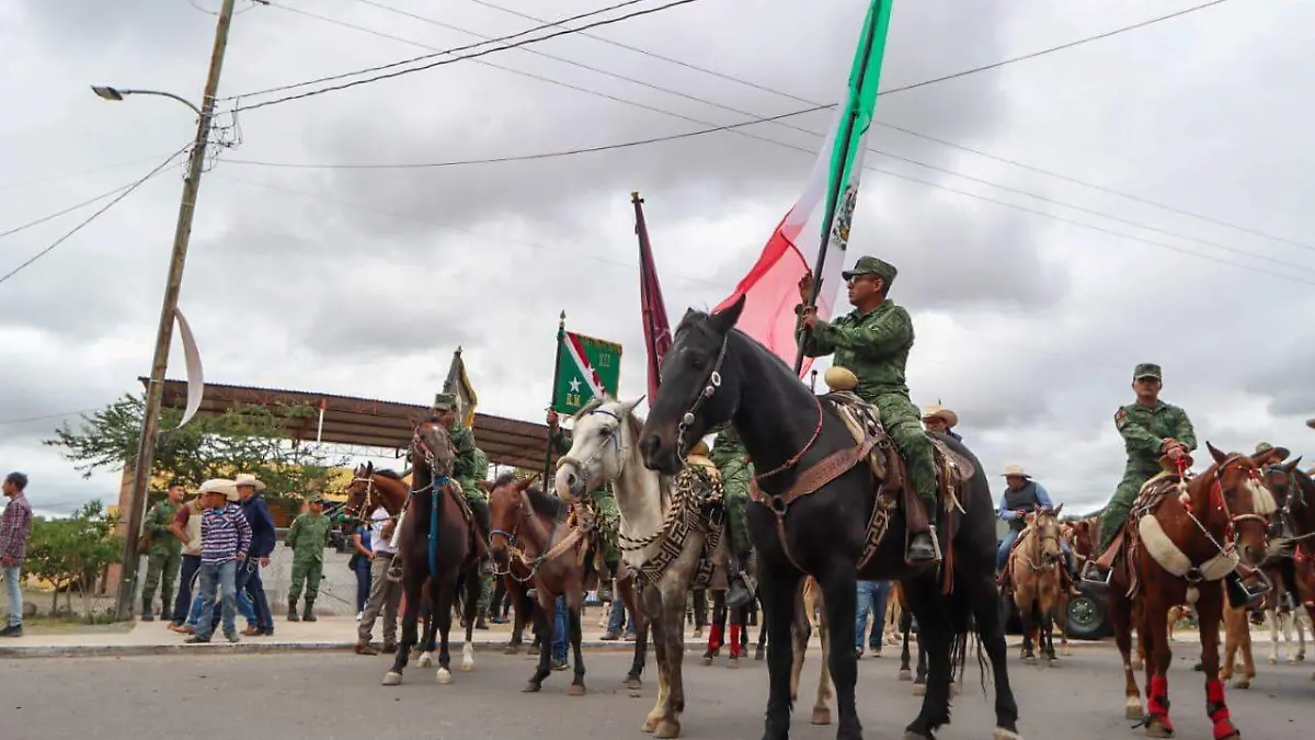 cabalgata militar 2