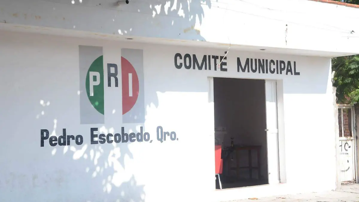 El PRI de Pedro Escobedo se mantiene sin noticia de renuncias de militantes. Foto Archivo