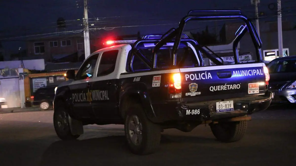 policias
