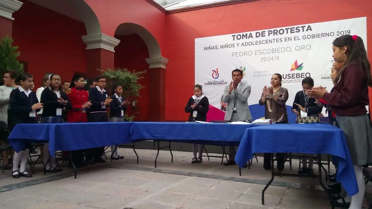 El alcalde de Pedro Escobedo habló sobre obras 
