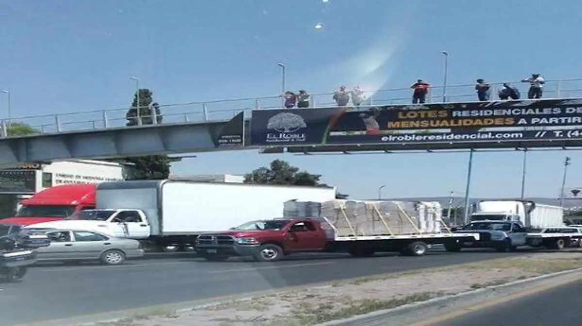 TRÁILER