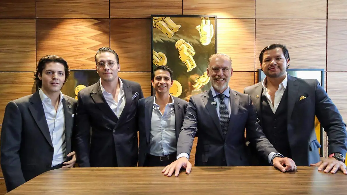 Alejandro Sterling, Alejandro Cáceres, Jorge Téllez, Marco del Prete y Armando Bucio.