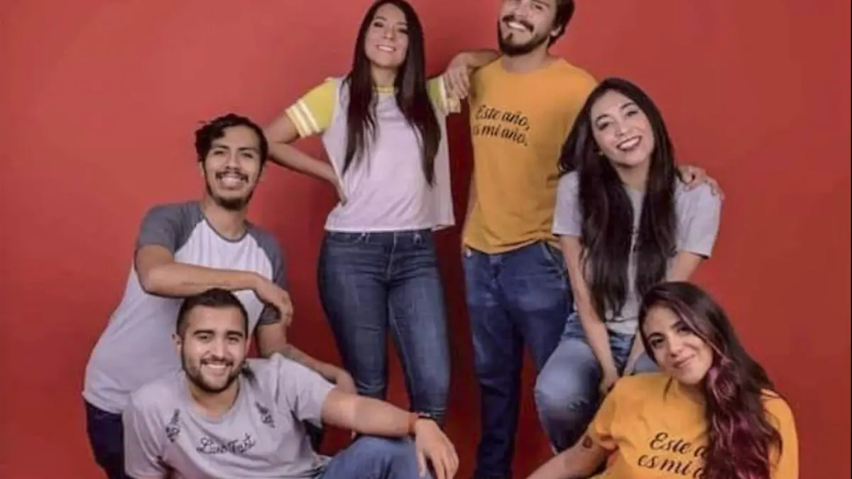 A través de una serie de microhistorias, el elenco cuestionará el mundo de los soltero