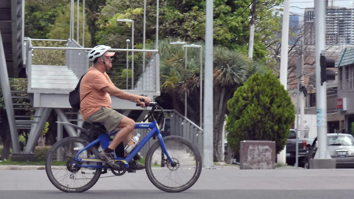 ciclistas señalan