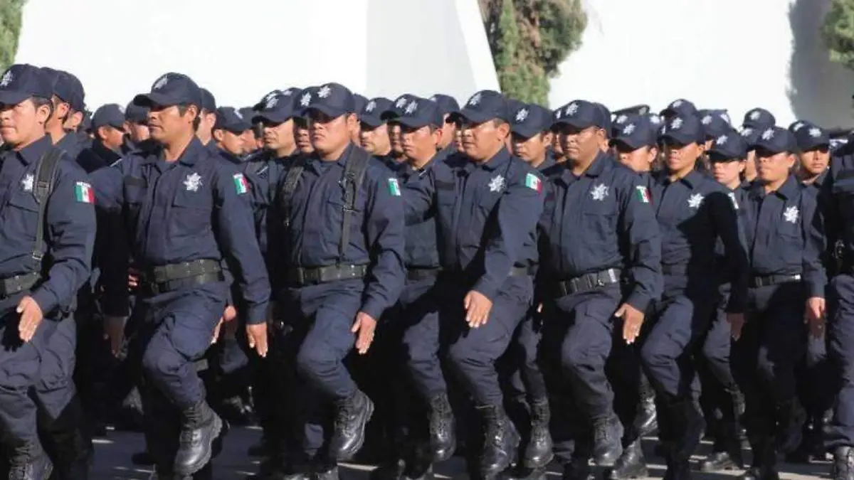 Policías