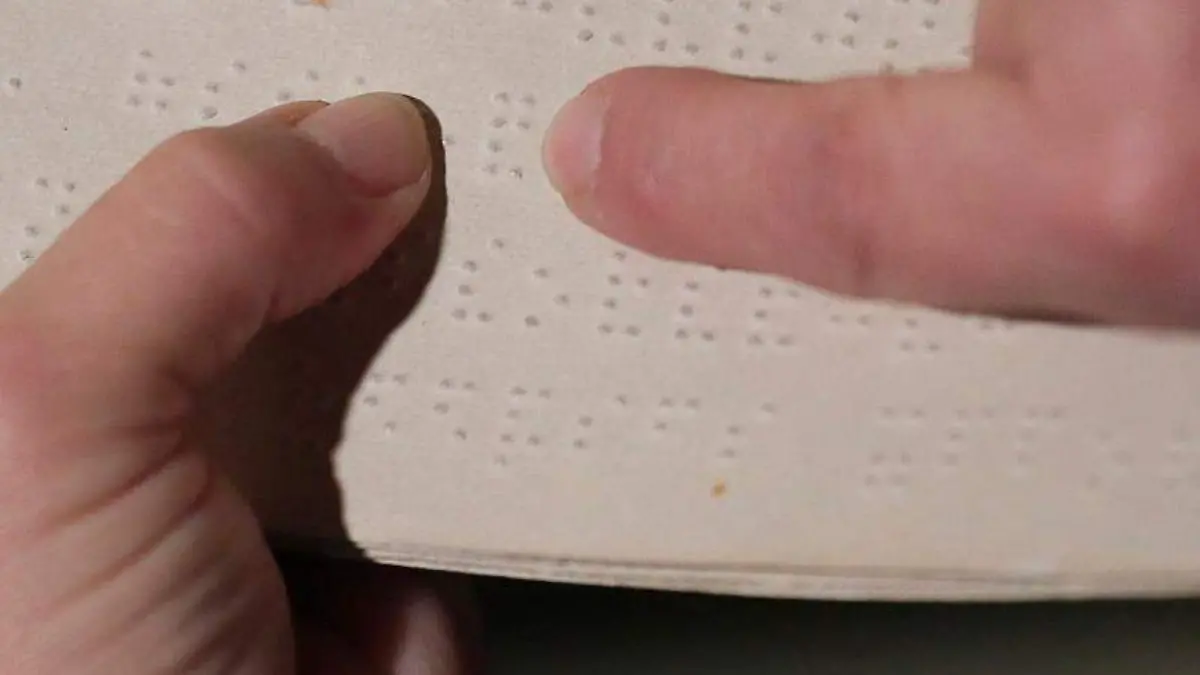 Periodico en Braille-Etiopía- EFE