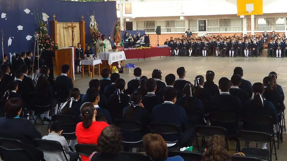 1.- El Pbro. Salomón