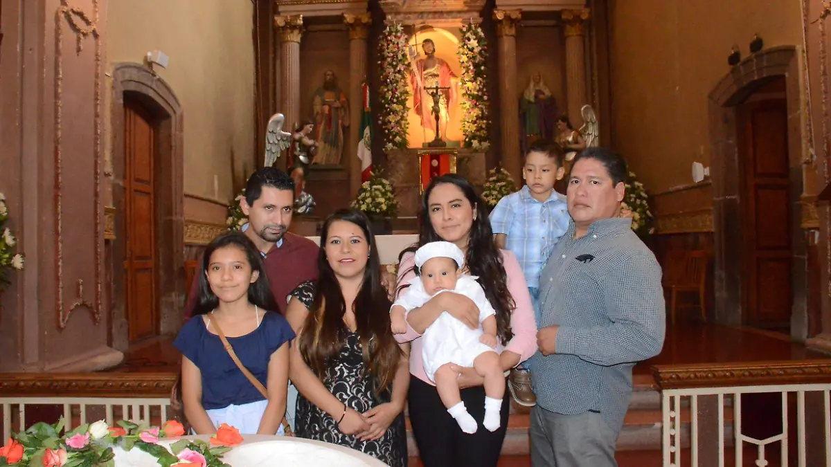 1.- En la Parroquia