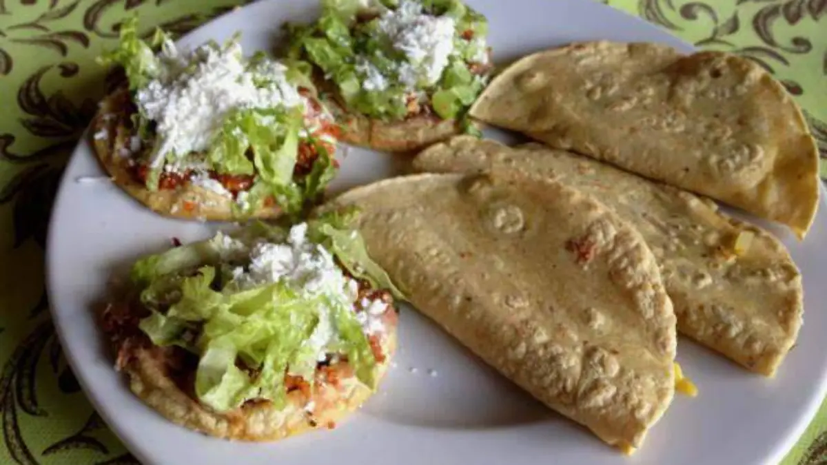sopes