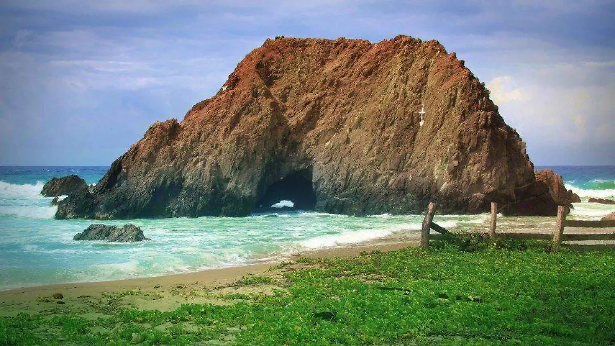 Foto 2 Piedra de Tlacoyunque, Guerrero