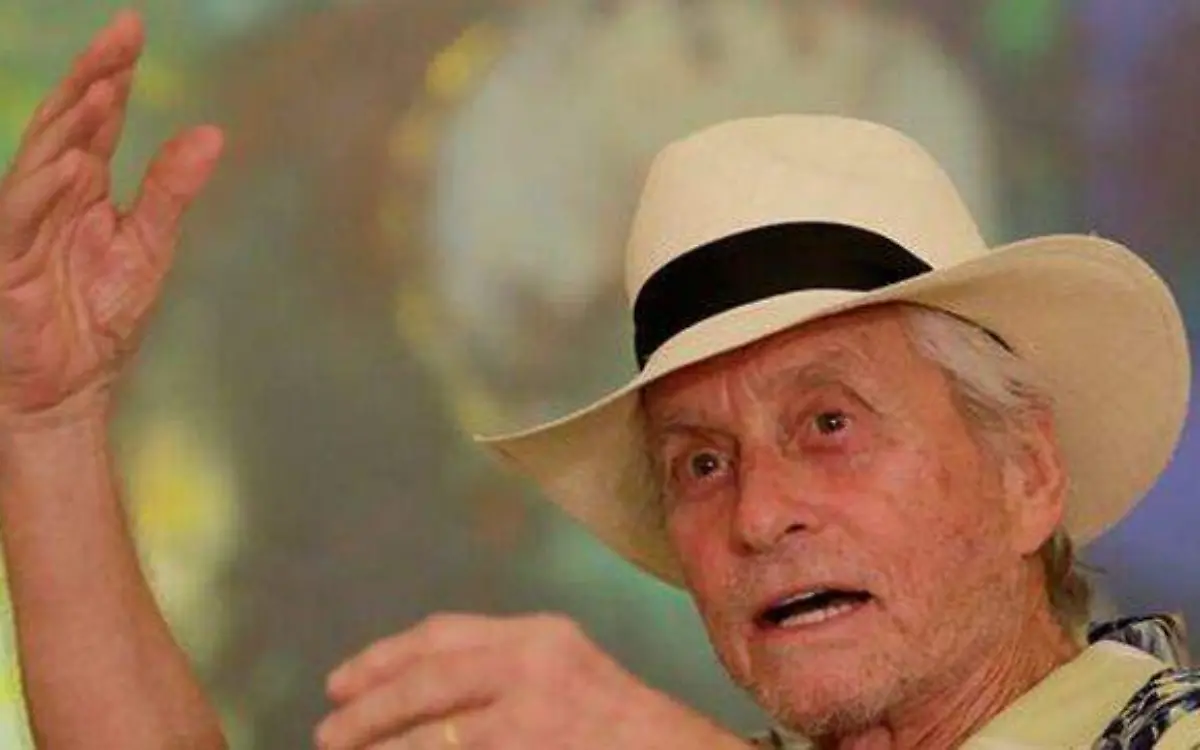 Michael-Douglas-recibe-reconocimiento-Cartagena_EDIIMA20200305_1007_3