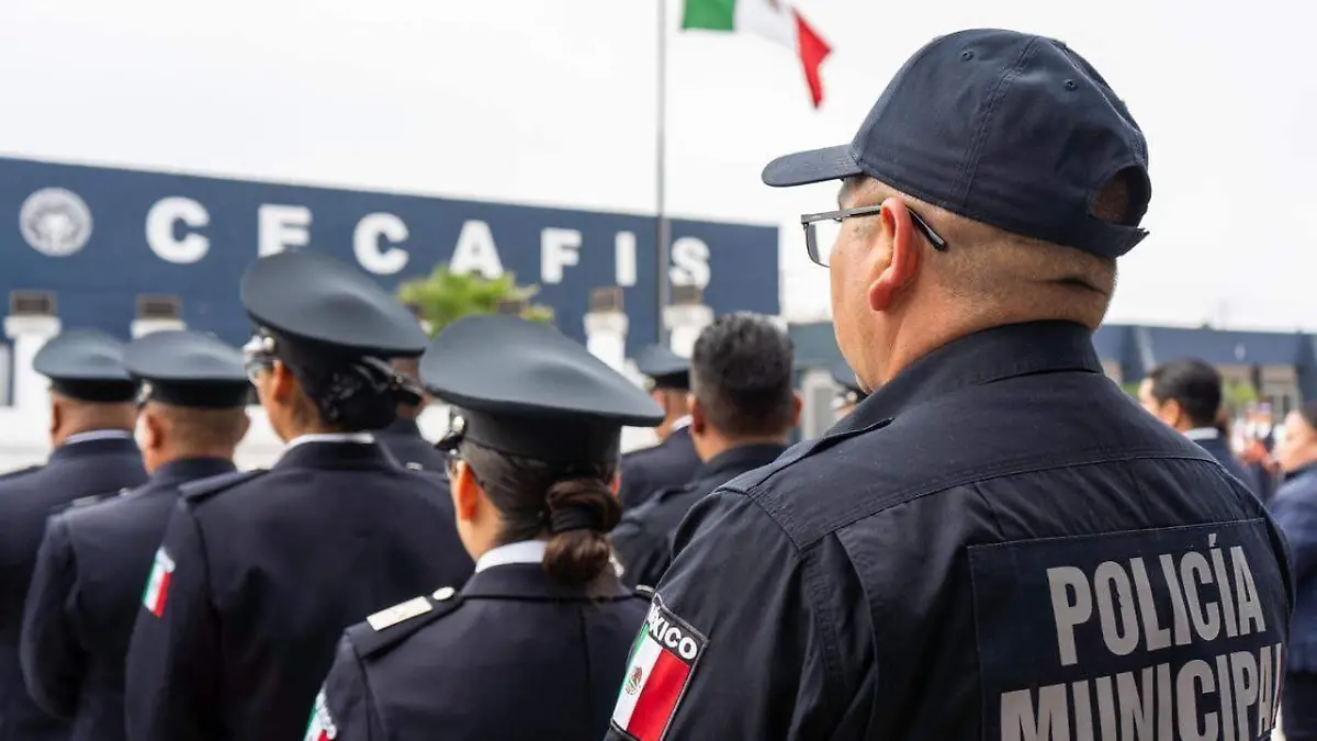 Policías