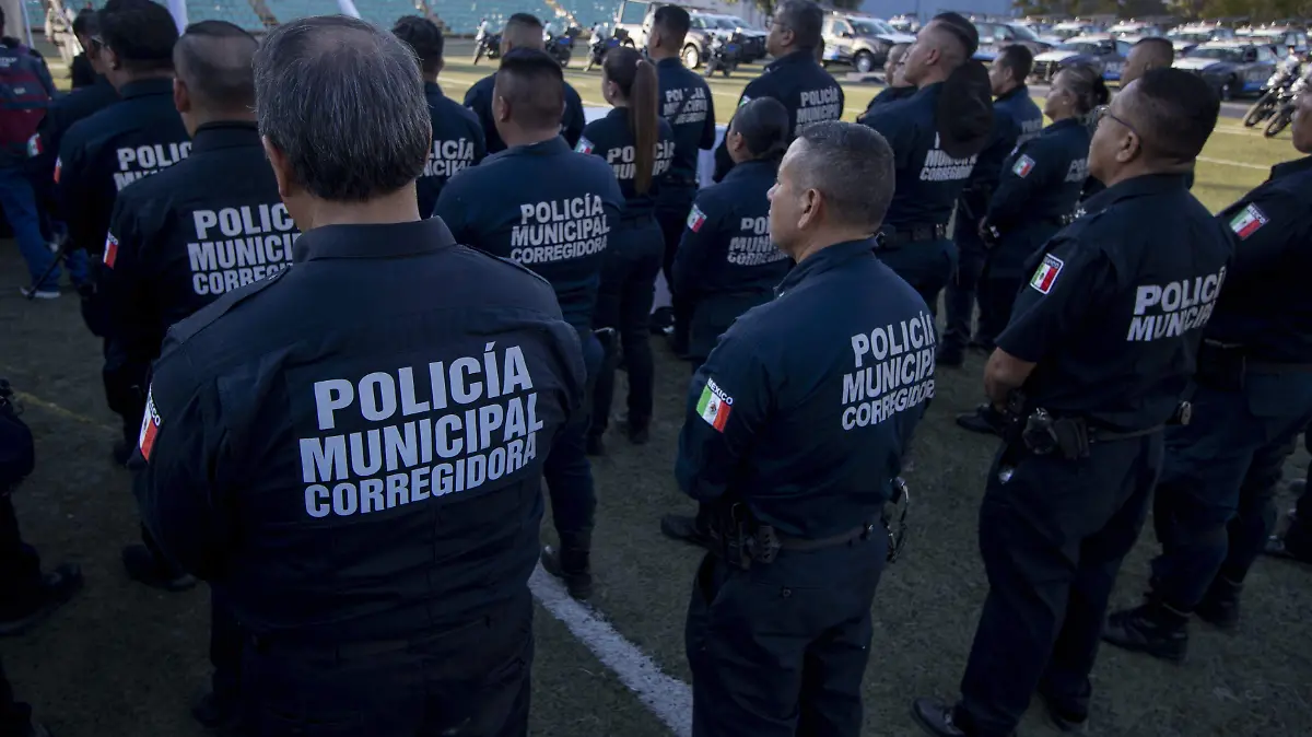 policias