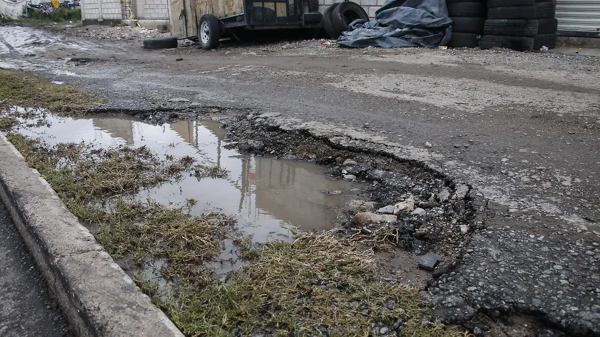 siguen los baches
