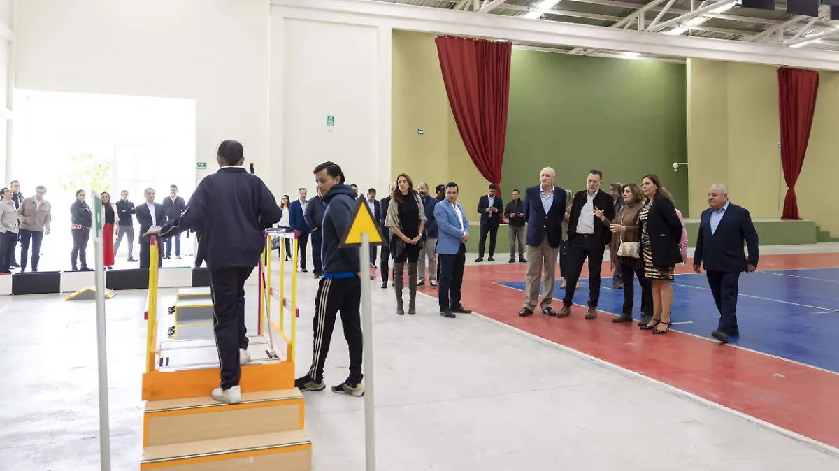 71_273_48325_1105610760_24_06_VISITA_FUNDACION_JV_03