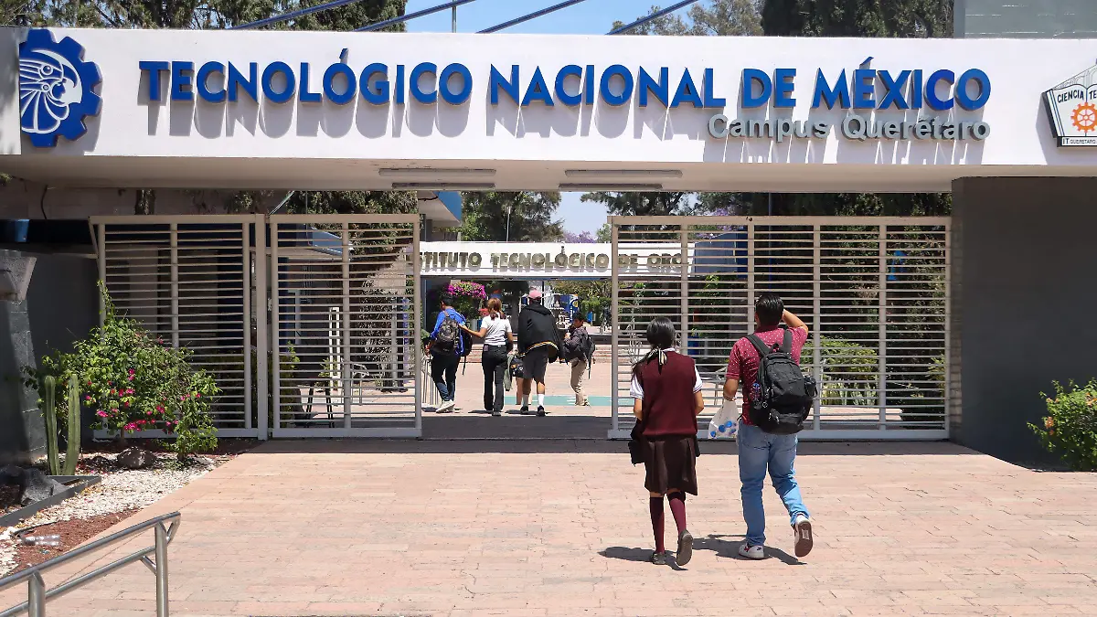 250328_ESTUDIANTES UNIVERSITARIOS_IS-06