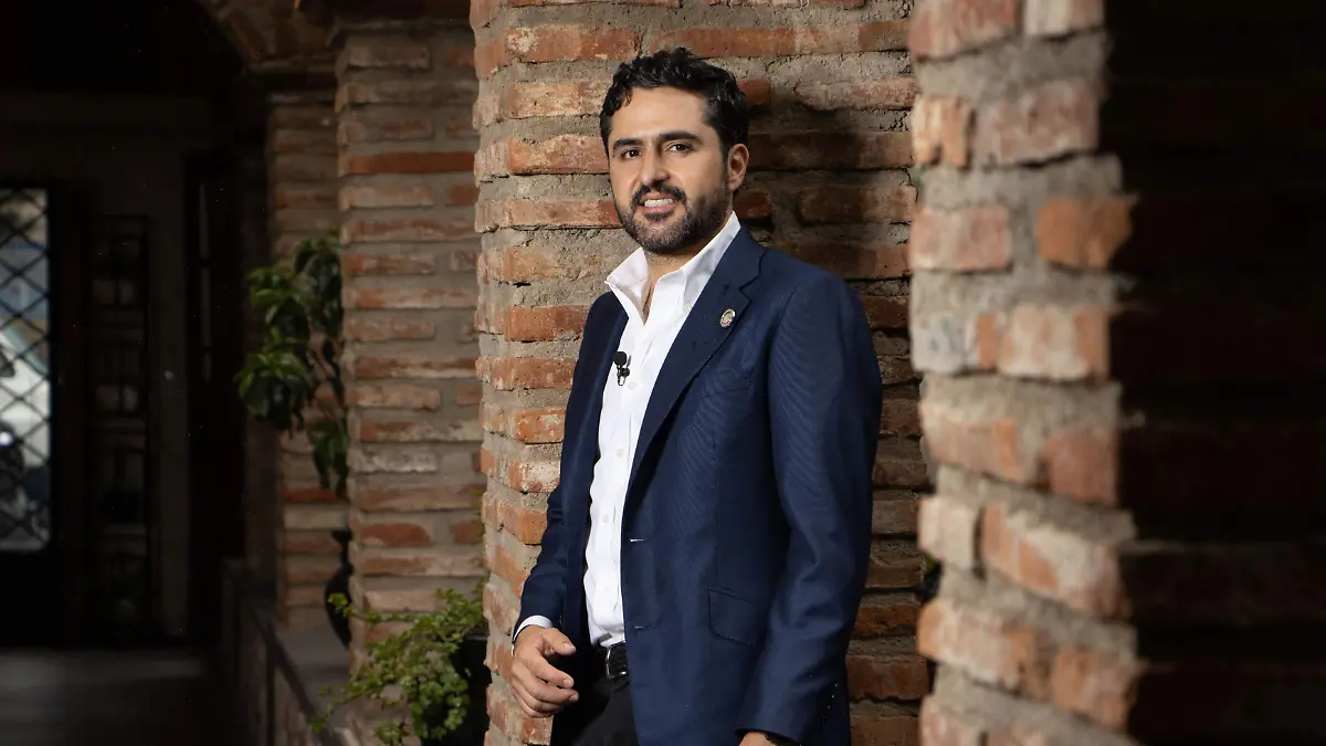 PORTADA 250613_LA RUEDA_AGUSTIN DORANTES_MM_20