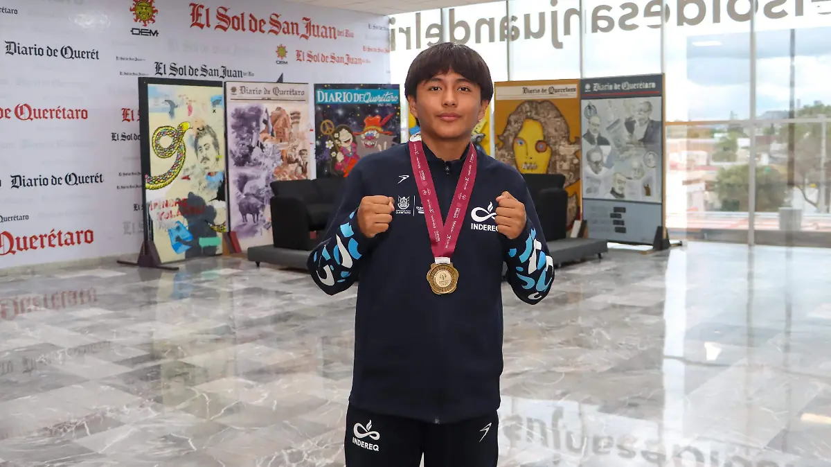 Cinco medallas José Luis De La Cruz