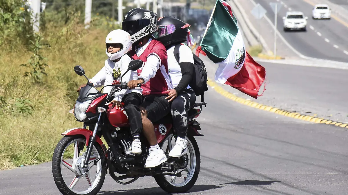 1A MC_FAMILIA MOTOCICLISTAS