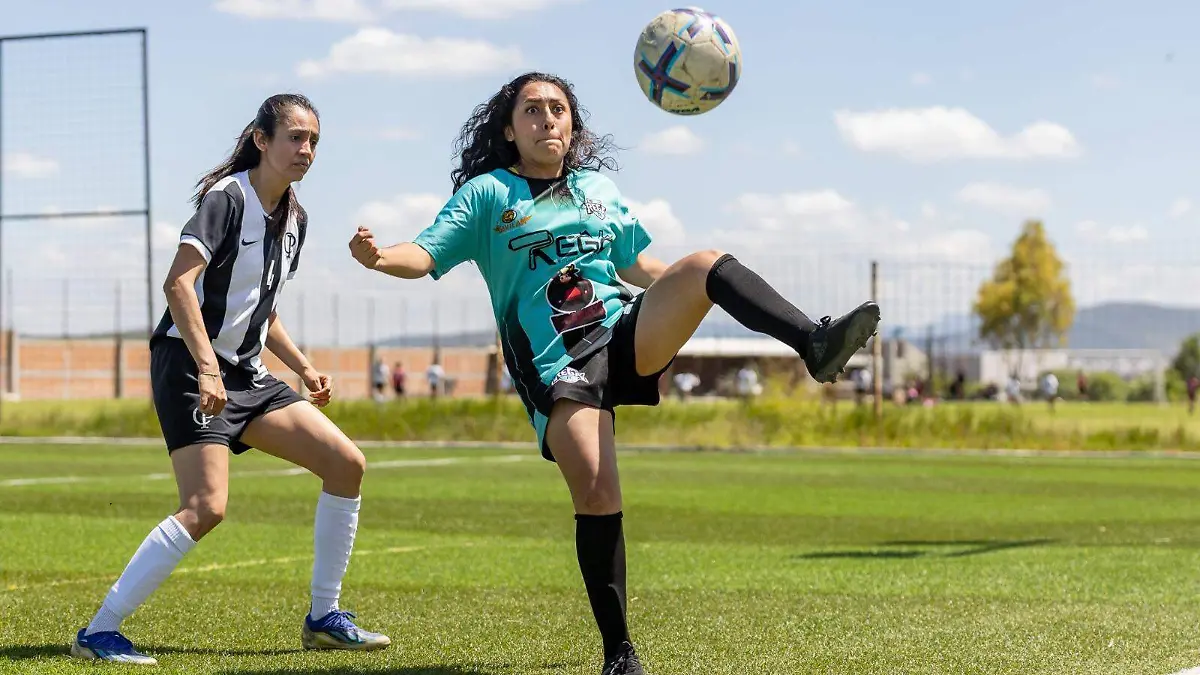 Rega FC se midió ante Club Parras