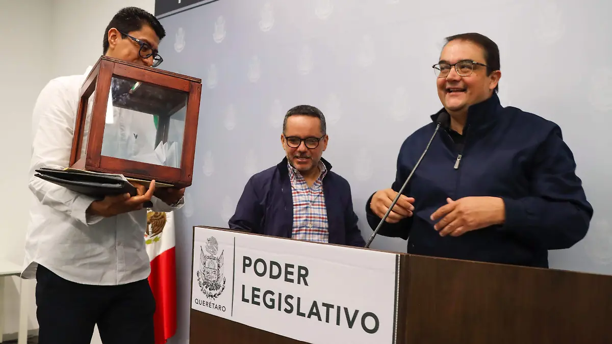 GUILLERMO VEGA