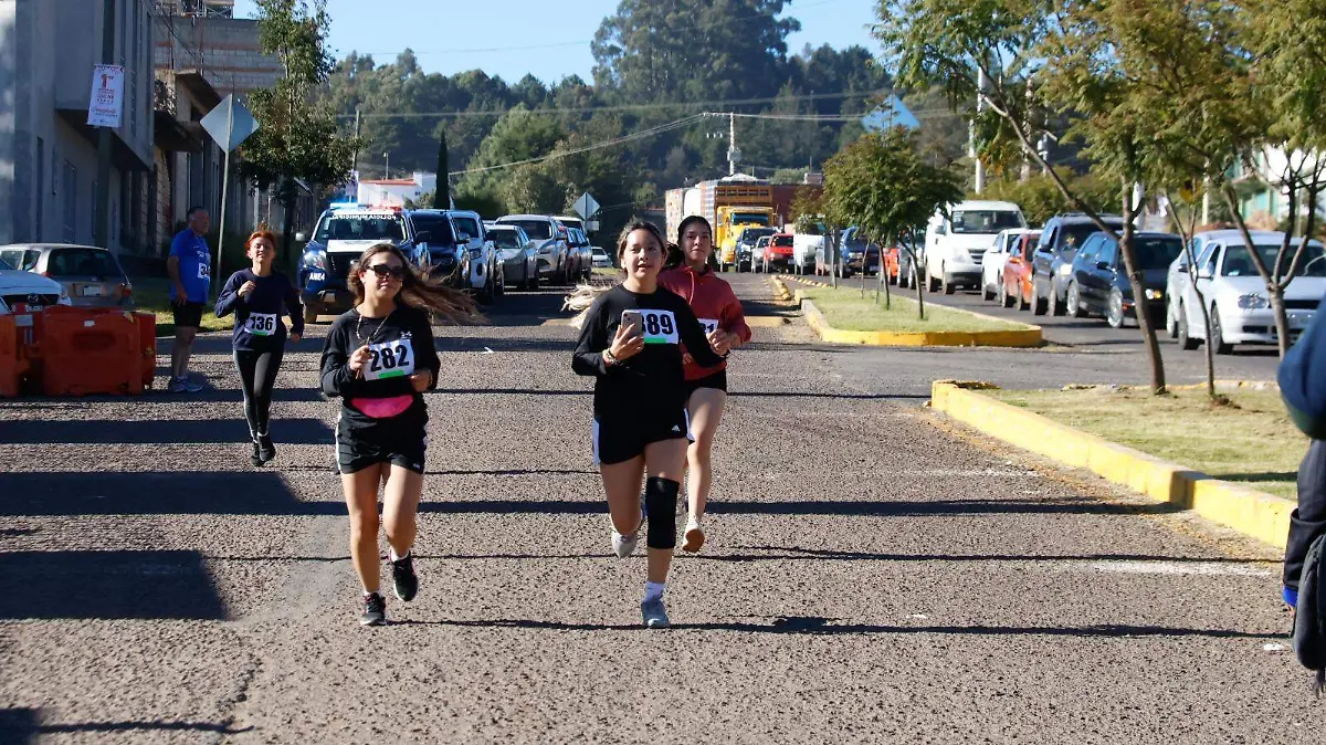 Corredores en Amealco