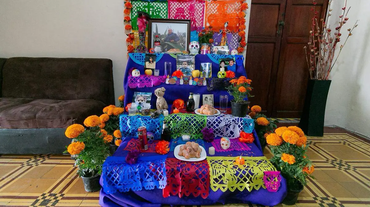 ALTARES DE MUERTOS