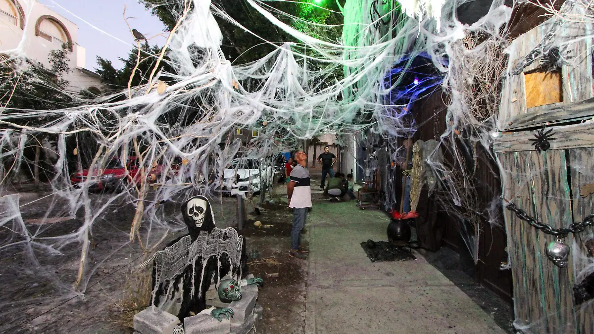 251028_CASA ADORNADA HALLOWEEN LOMAS DE CASA BLANCA_IS-5