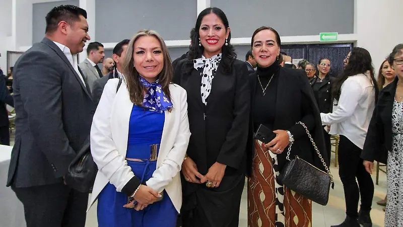 TOMA DE PROTESTA CALEQ