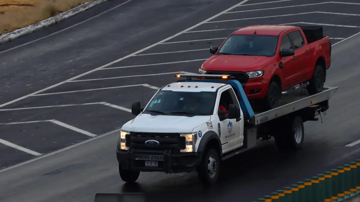 EL ARRASTRE Y CORRALON