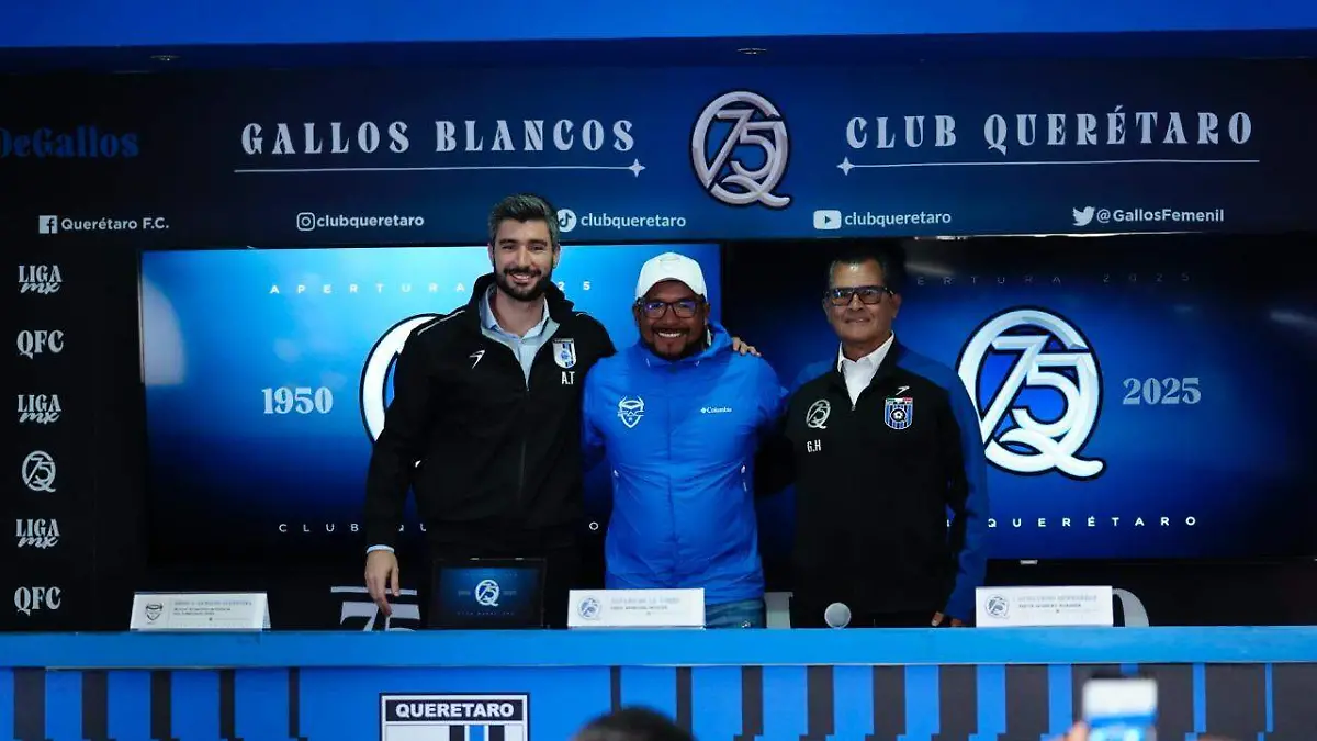 Contentos se tomaron la fotografía del recuerdo 