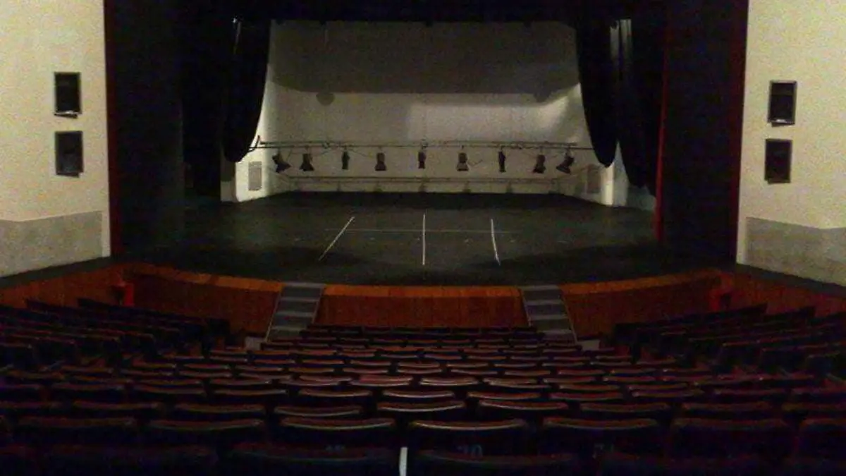 Fue inaugurado el 6 de noviembre de 1964 con el espectáculo de Guadalupe Ramírez con obras de Xavier Villaurrutia