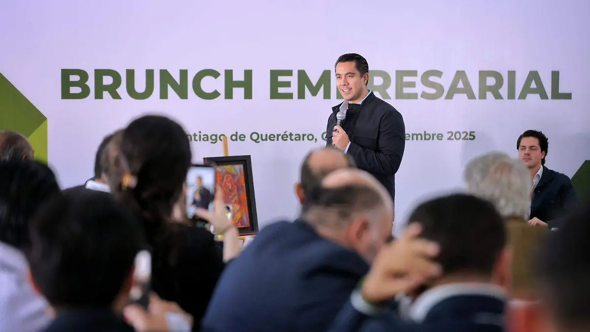 PHOTO-2025-12-04-13-11-21