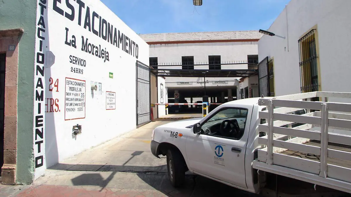 WhatsApp Image 2025-12-18 at 10.13.28