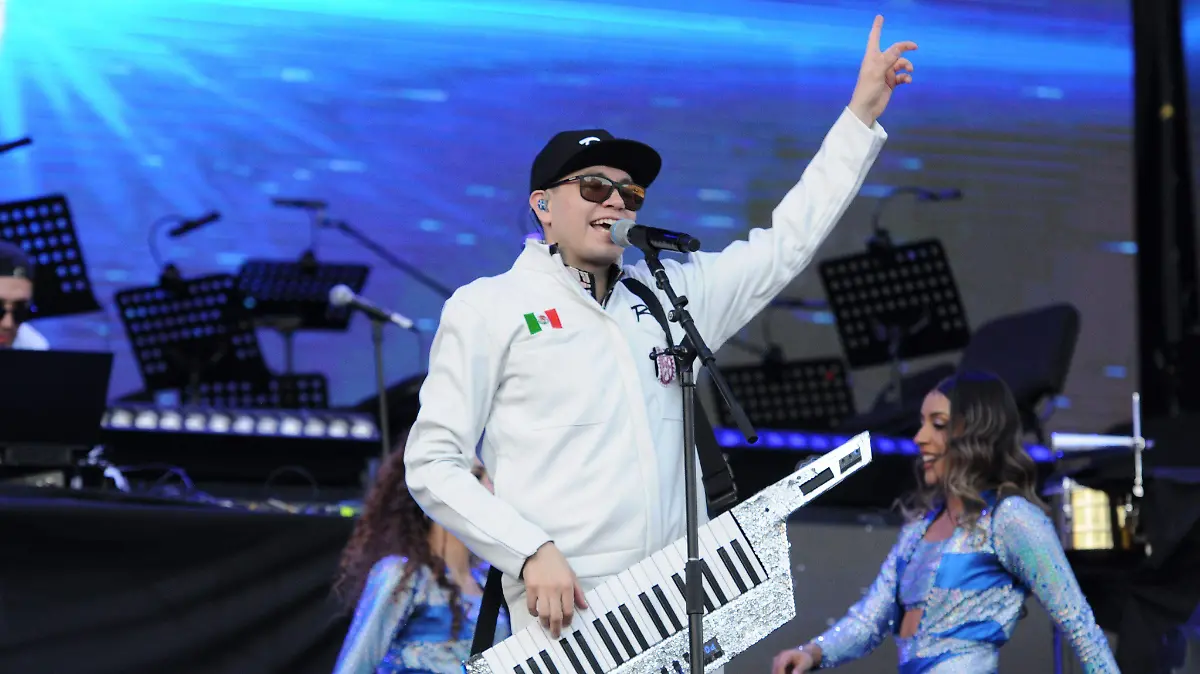 966931_Baila con tu Amor_impreso (1)