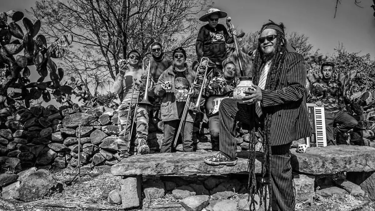 Leones Negros y Atletas Campesinos