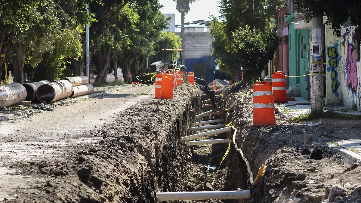 251229_OBRA CALLE  OBREROS EN PEÑUELAS_MC_28