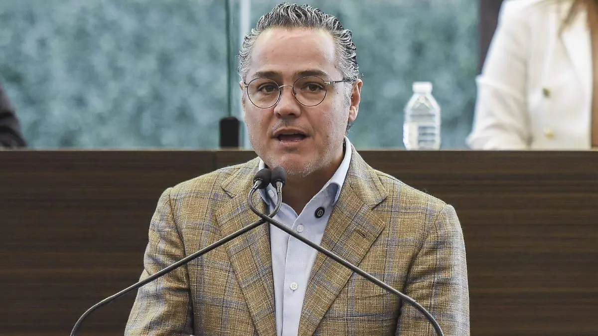 LA INICIATIVA PRESENTADA POR